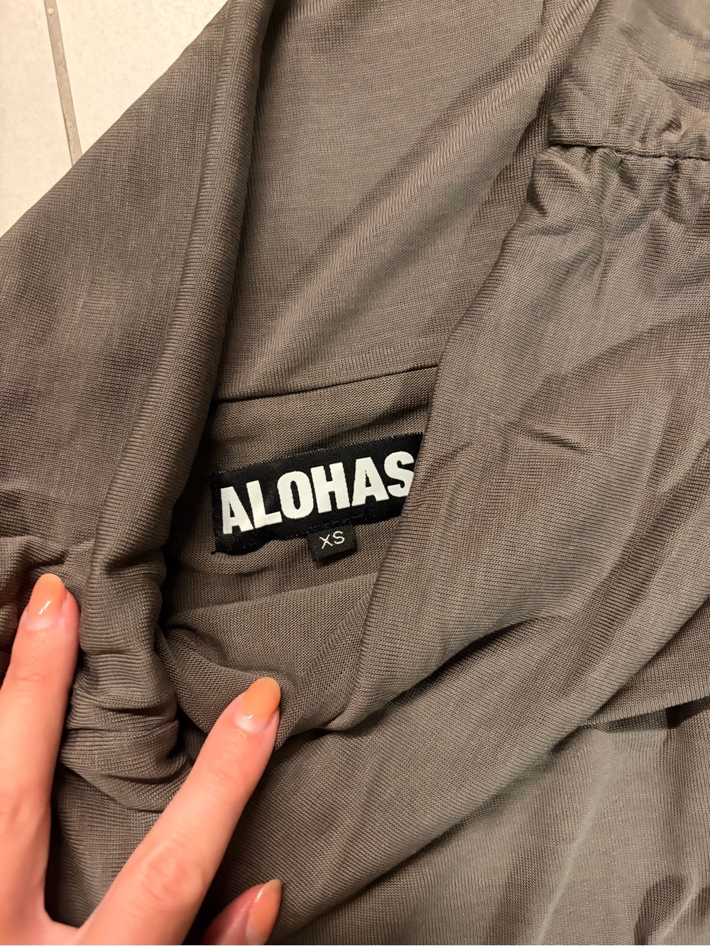 Women's Brown Ruched Off-Shoulder Long Sleeve Top - ALOHAS - Picture 2 of 3